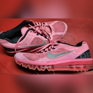 Pink Women Nike tennis Shoes